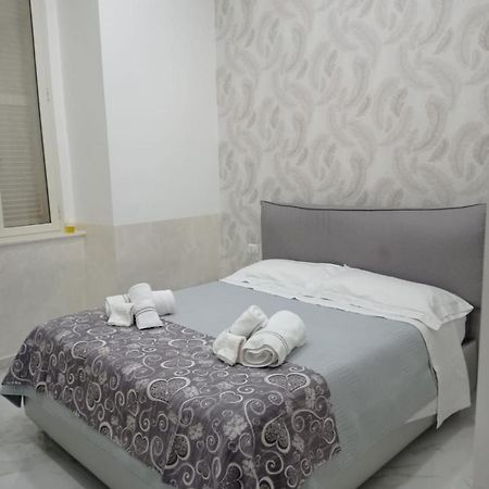 Dea'S Home เนเปิลส์ ภายนอก รูปภาพ